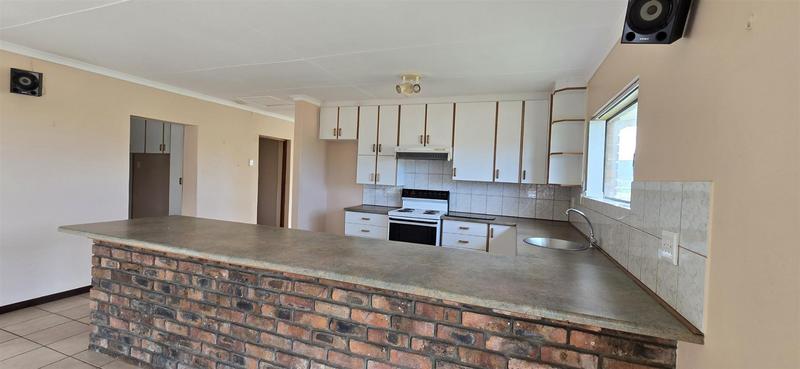 4 Bedroom Property for Sale in Groot Brakrivier Central Western Cape
